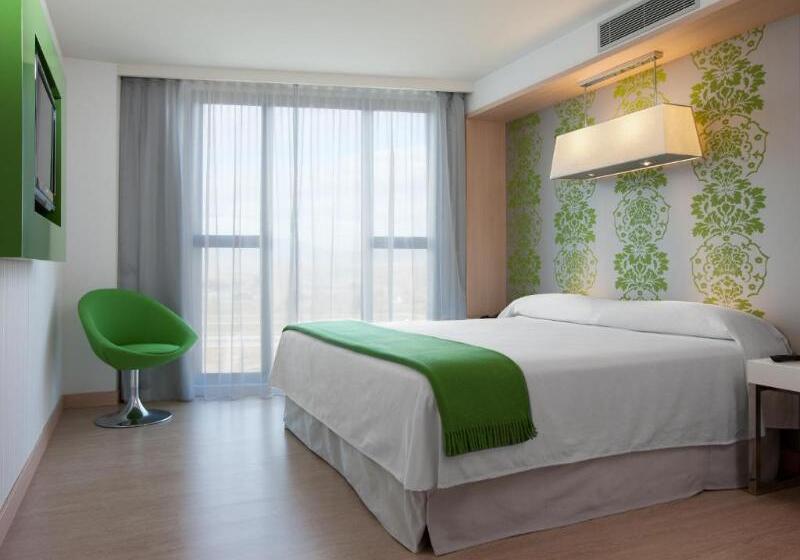 غرفة قياسية سرير كينج, Doubletree By Hilton Hotel Girona