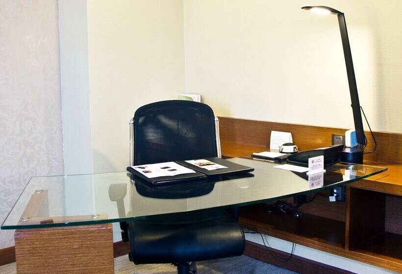 חדר אקזקיוטיב, Doubletree By Hilton Hotel Shenyang