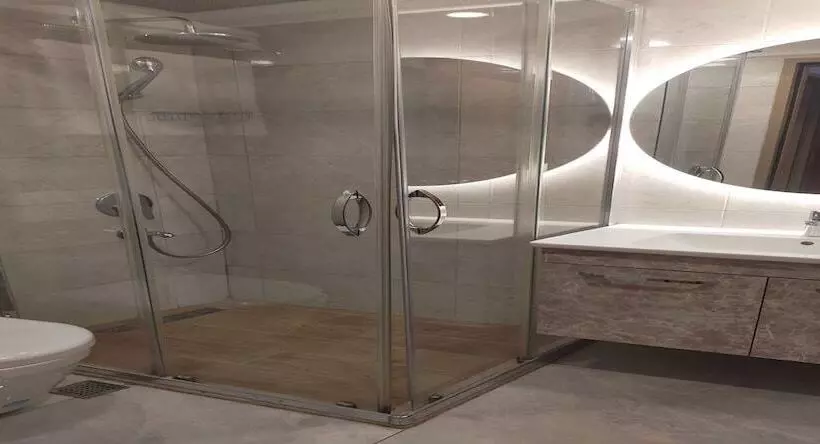 سوییت, Peak Star Otel