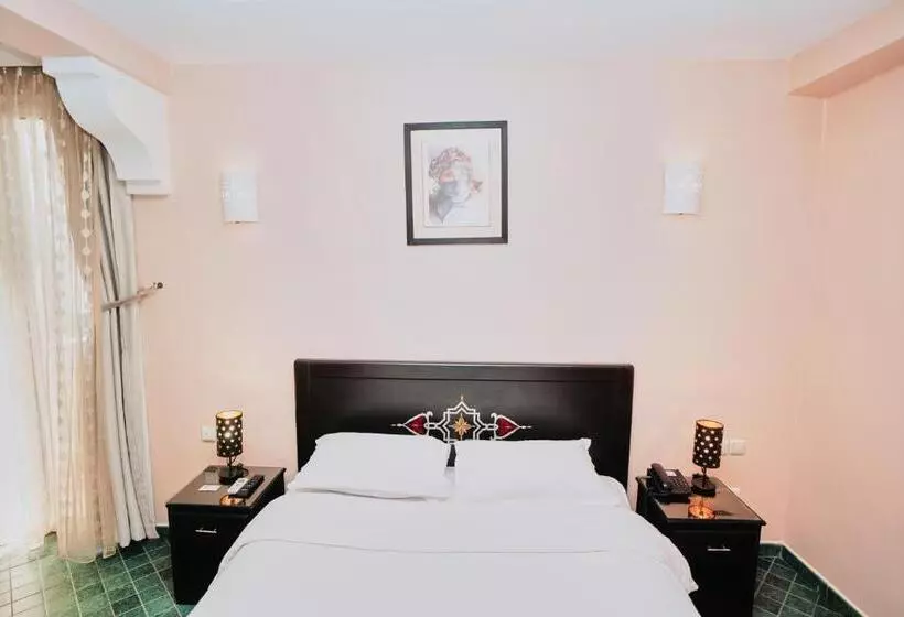 اتاق استاندارد یک نفره, Hôtel Texuda