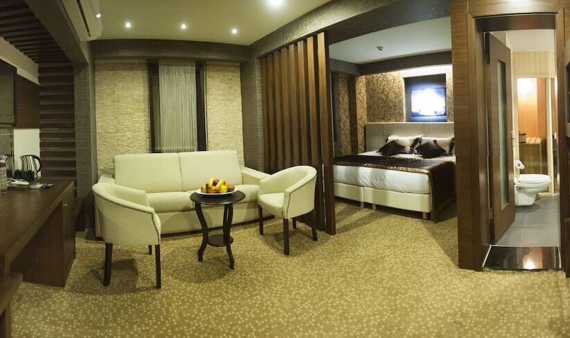 سوییت, Marlight Boutique