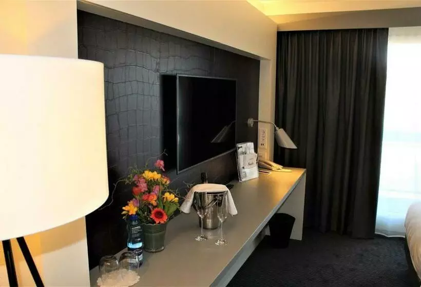 Classic-huone, Mercure Biel