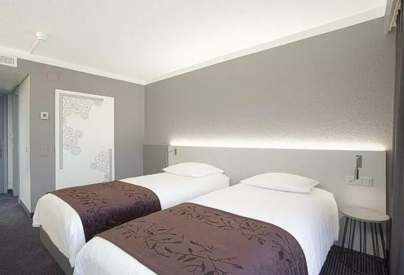 Classic-huone, Mercure Biel