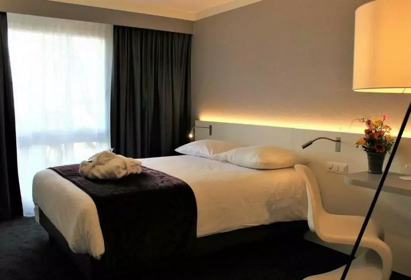 Classic-huone, Mercure Biel