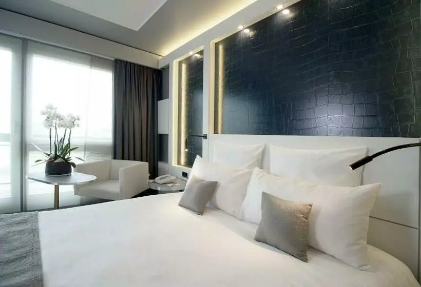 Superior-huone, Mercure Biel