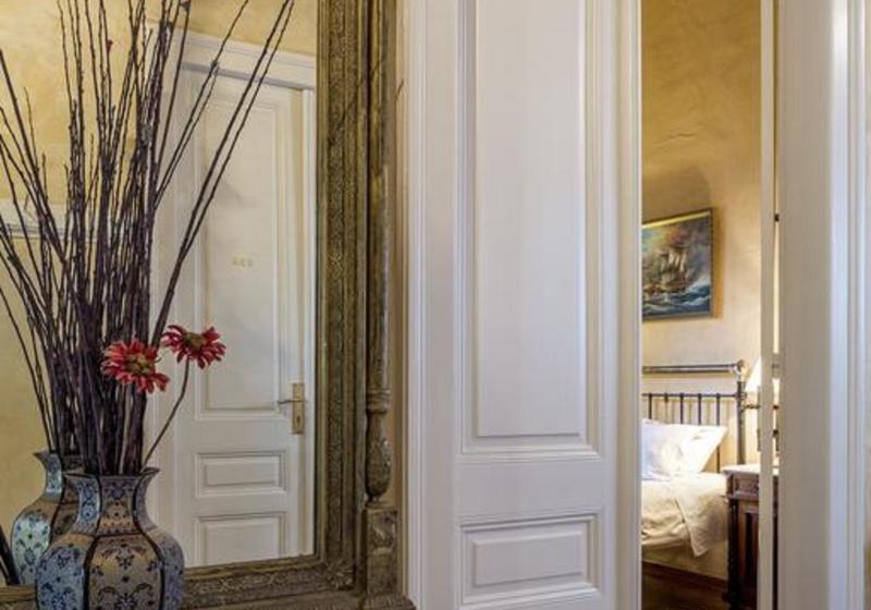 수피리어 룸, Nafsimedon