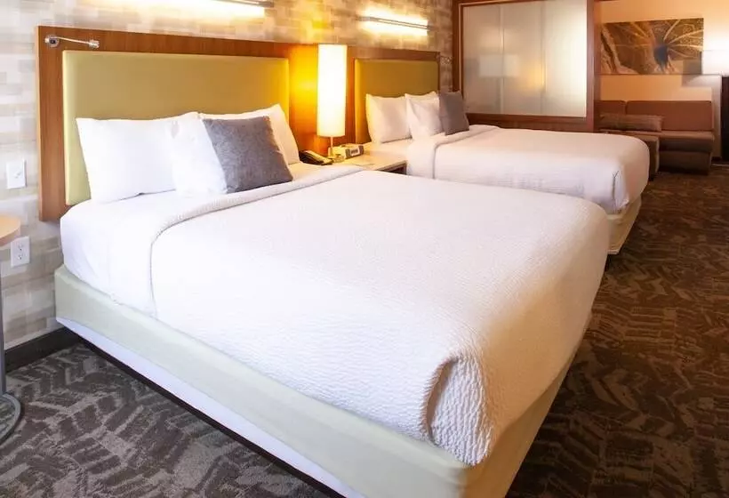 استودیوی استاندارد, Springhill Suites Wenatchee