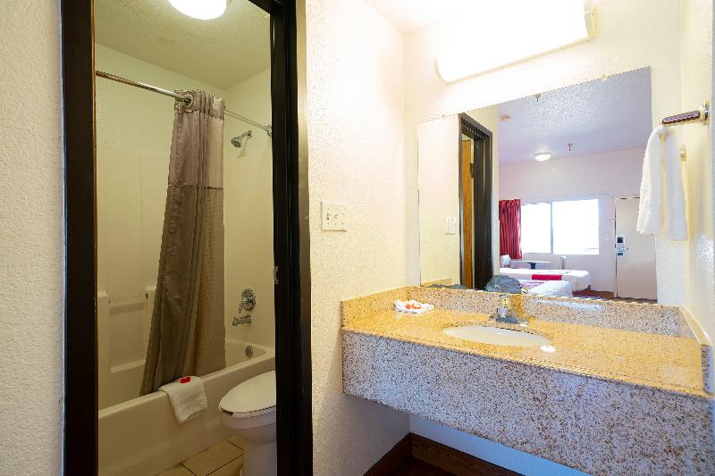 جناح, The Russelior Hotel & Spa