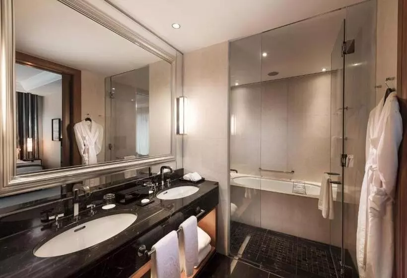 اتاق لوکس با چشم‌انداز, St. Regis Osaka