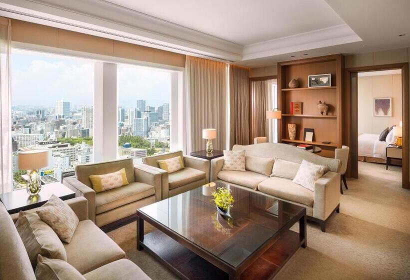 带双人大床的行政管理套房, St. Regis Osaka