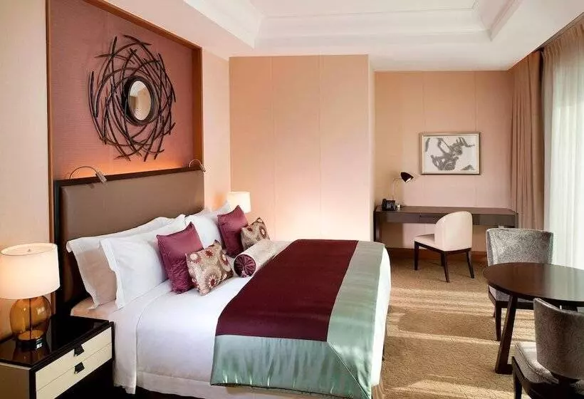 سوییت لوکس, St. Regis Osaka