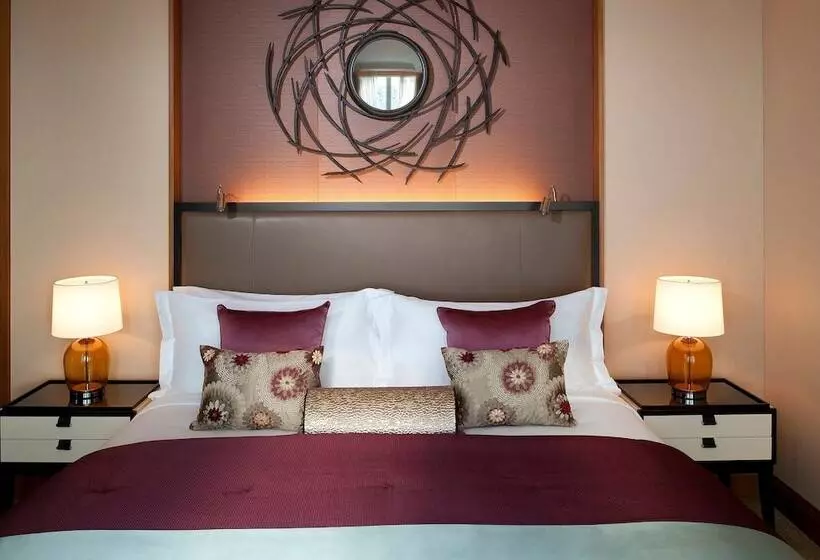 سوییت لوکس, St. Regis Osaka