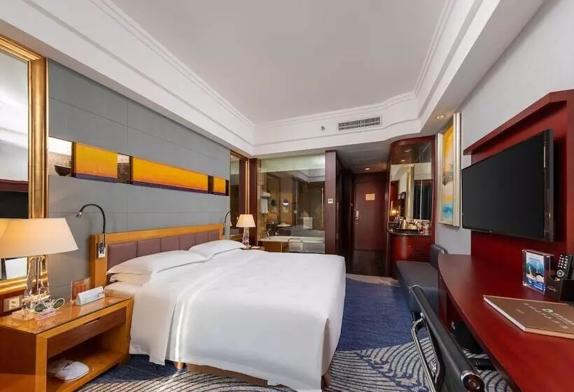 シティビューのデラックスルーム, Zhuhai Charming Holiday Hotel Free Welcome Fruit Plate