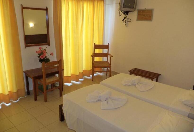 اتاق استاندارد سه نفره, Poseidon Hotel