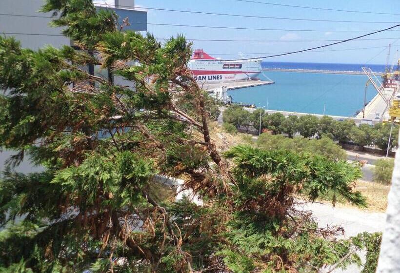 اتاق استاندارد سه نفره, Poseidon Hotel