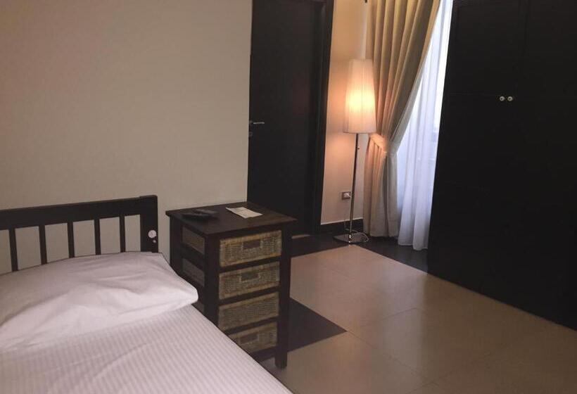 اتاق اکونومی یک تخته, Plebiscito Apart