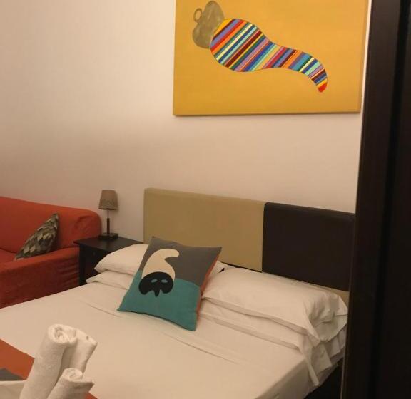 اتاق راحتی سه تخته, Plebiscito Apart