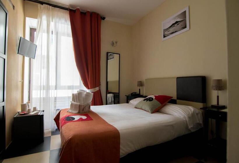 اتاق عادی, Plebiscito Apart