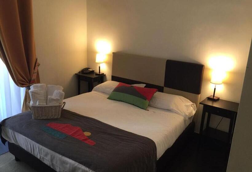 اتاق لوکس, Plebiscito Apart