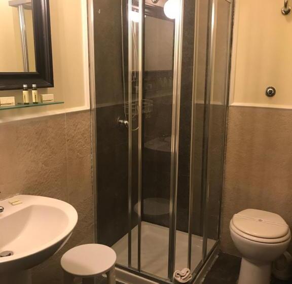 اتاق لوکس, Plebiscito Apart