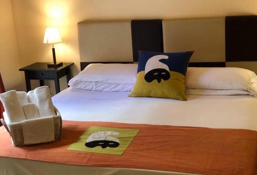 اتاق لوکس, Plebiscito Apart