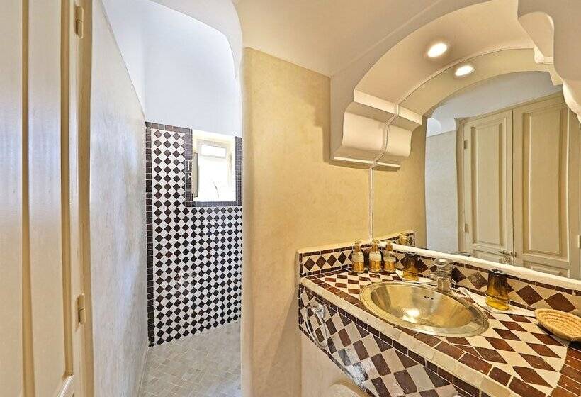 اتاق استاندارد, Riad Al Badia
