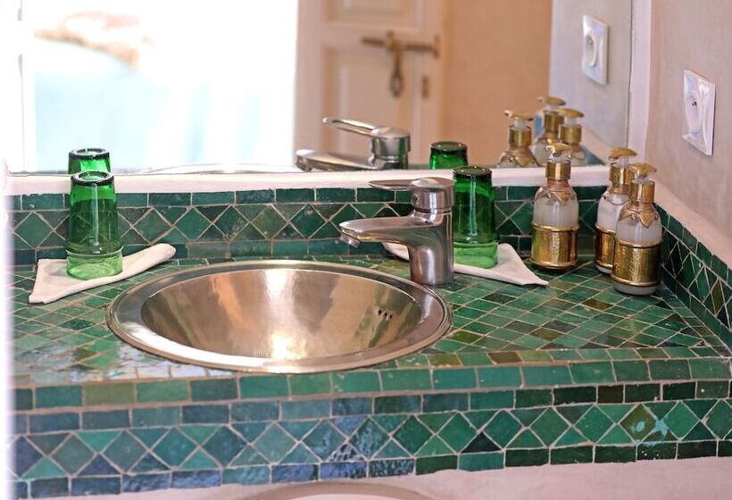 اتاق استاندارد, Riad Al Badia