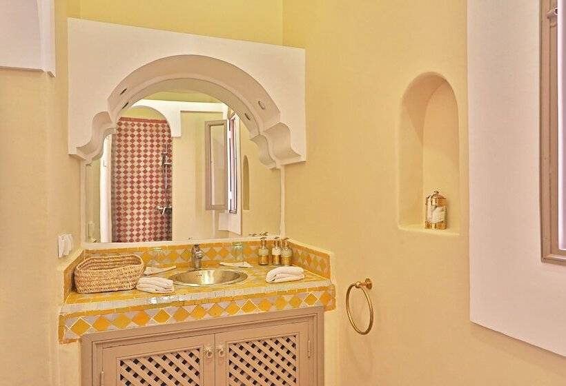 اتاق سوپریور, Riad Al Badia