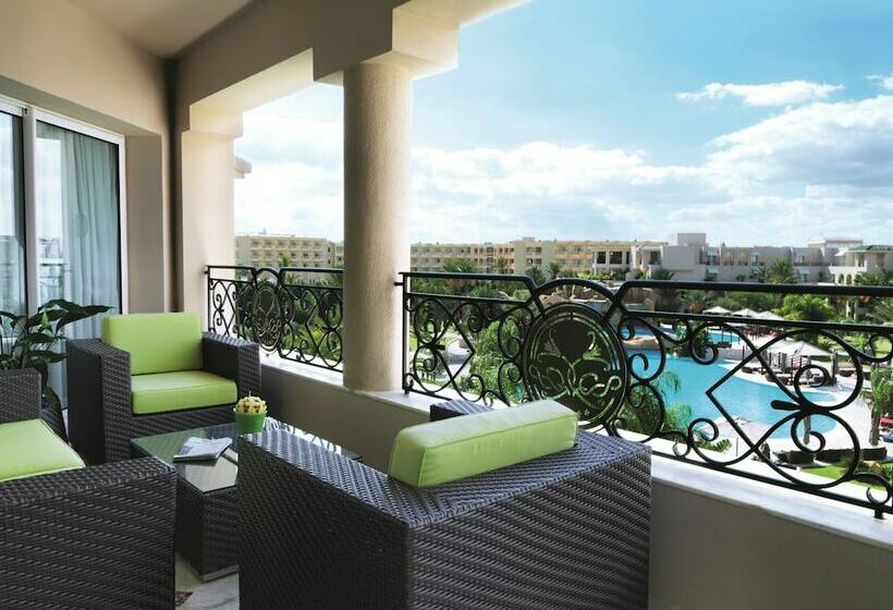 Полулюкс, The Russelior Hotel & Spa