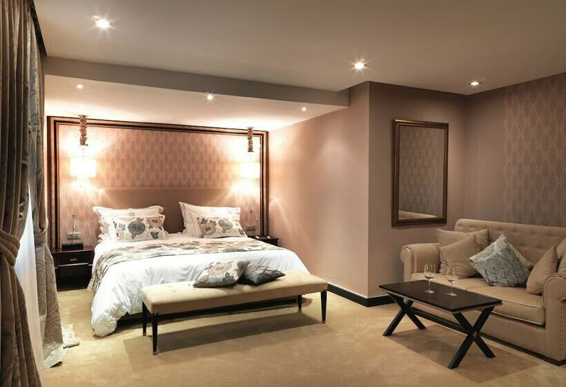 جناح, The Russelior Hotel & Spa