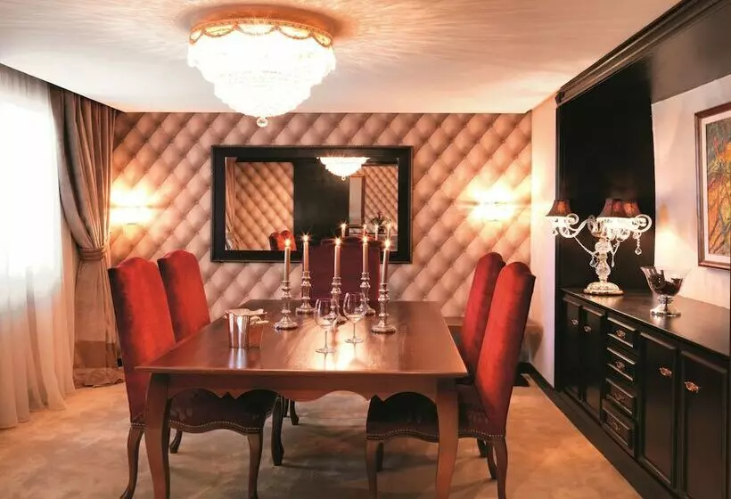 スイート, The Russelior Hotel & Spa
