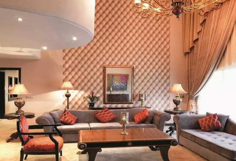 スイート, The Russelior Hotel & Spa