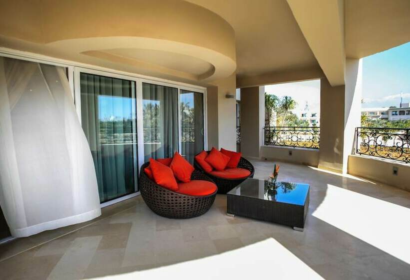 جناح, The Russelior Hotel & Spa