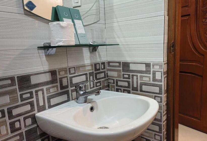 اتاق لوکس, Ferrymar Hotel Iloilo