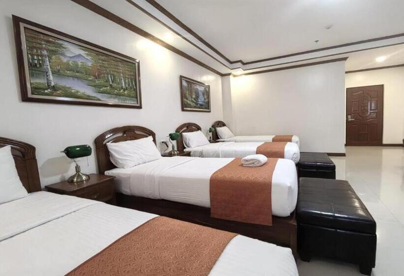 اتاق استاندارد چهار تخته, Ferrymar Hotel Iloilo