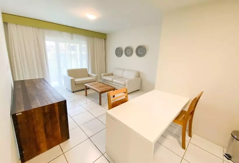 سوئیت مستر, Búzios Beach Resort