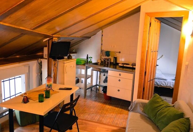 آپارتمان 1 خوابه, Golondrinas De La Alhambra