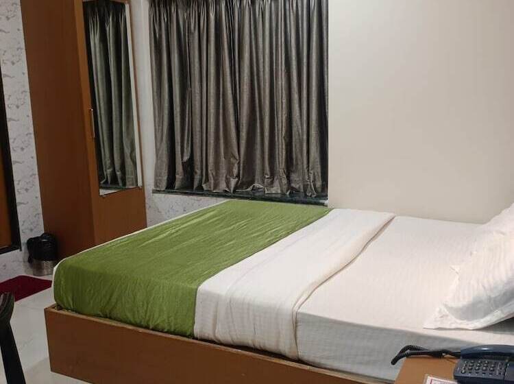 デラックスルーム, Airport Annex