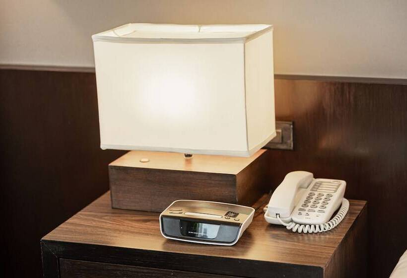 سوئیت رویال, Aone Bangkok