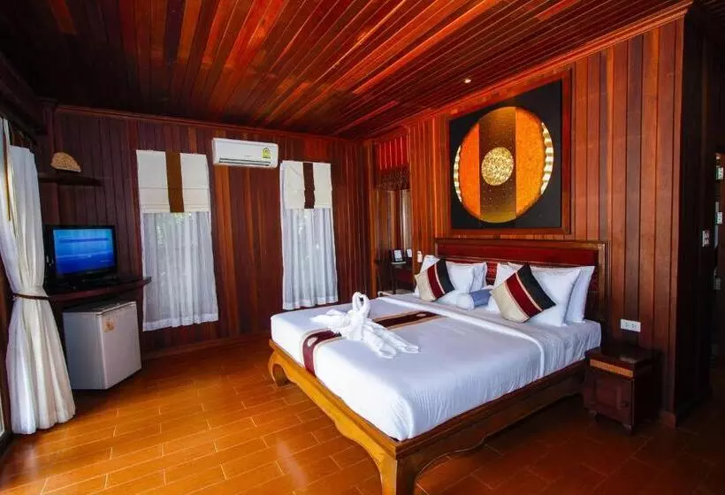 オーシャンビューのデラックス１ベッドルームビラ, Baan Grood Arcadia Resort & Spa