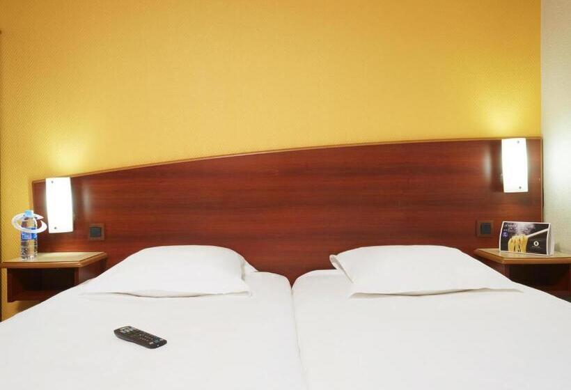 Номер Стандарт, Comfort Hotel Etampes