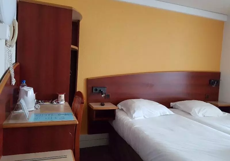 スタンダードルーム, Comfort Hotel Etampes