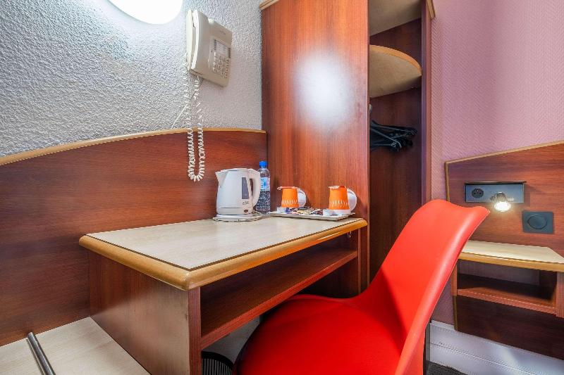 Номер Стандарт, Comfort Hotel Etampes