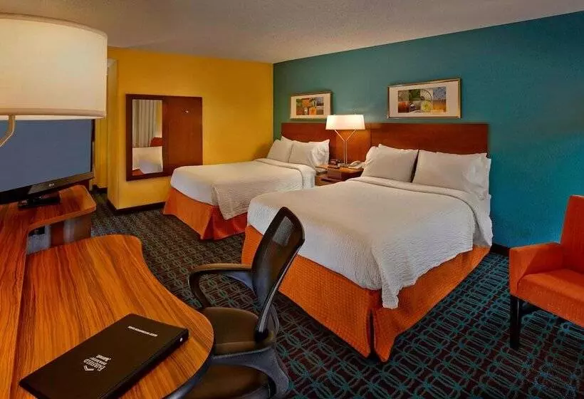 ２ダブルベッドのスタンダードルーム, Fairfield Inn & Suites Boca Raton
