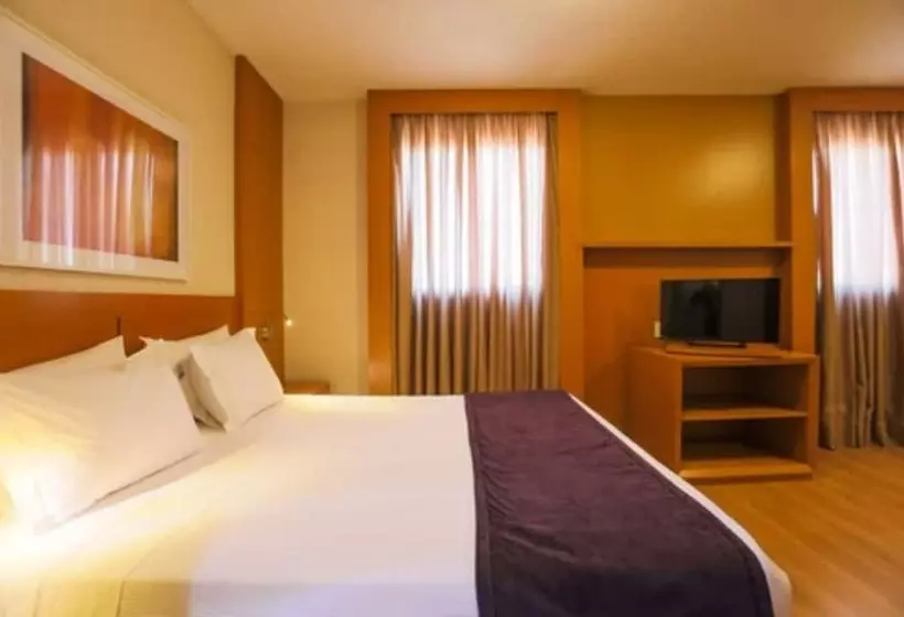 اتاق لوکس, Nobile Suites Uberlandia