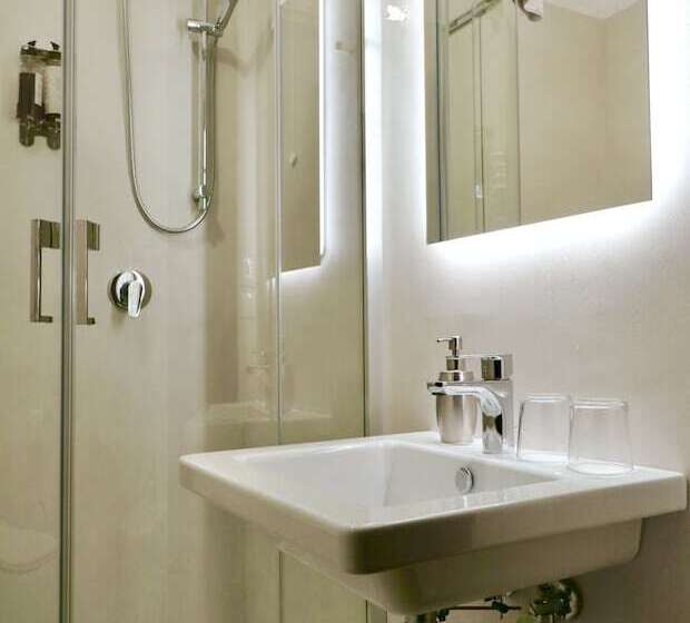 Superior Kamer, Noemi