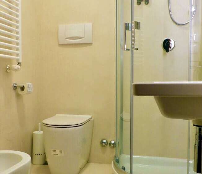 Superior Kamer, Noemi