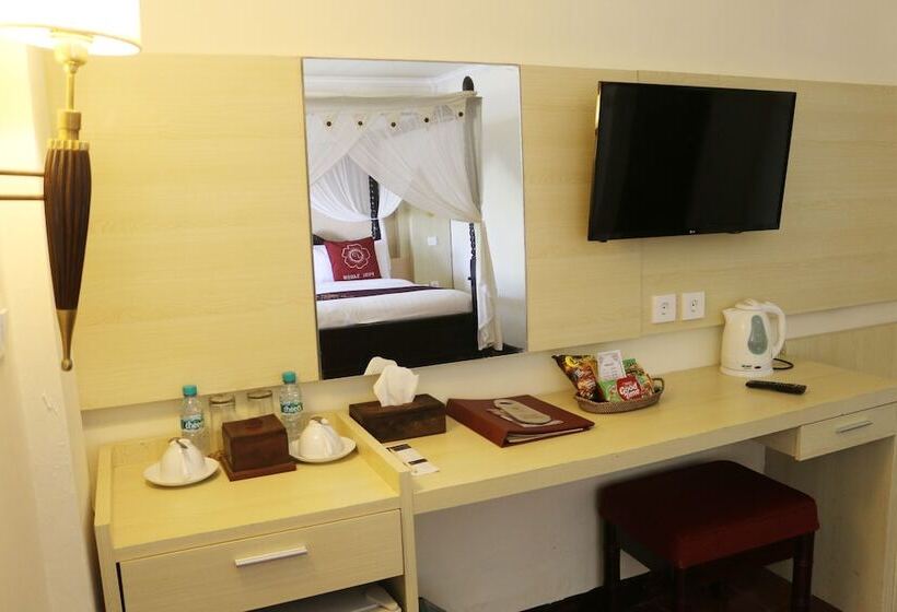 Номер Deluxe, Puri Saron Hotel Baruna Beach Lovina