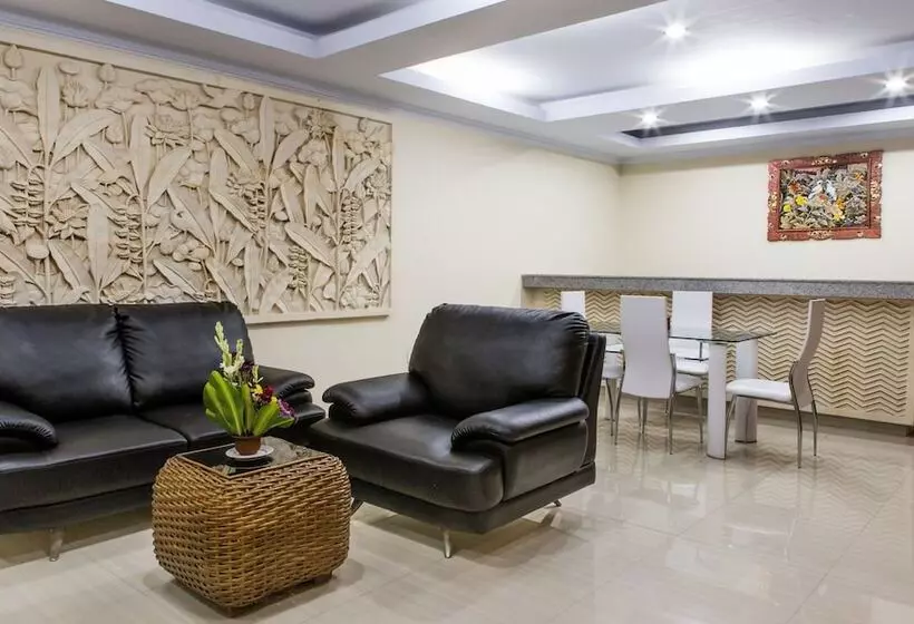 ツーベッドルーム　ヴィラ, Puri Saron Hotel Baruna Beach Lovina
