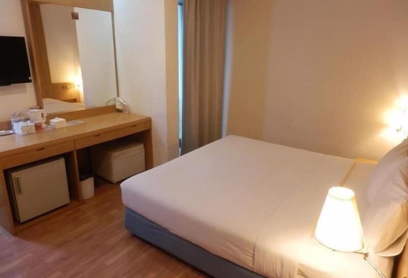 اتاق لوکس, Ten Stars